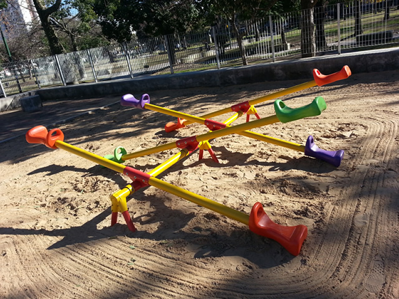 Sube y baja cuadruple